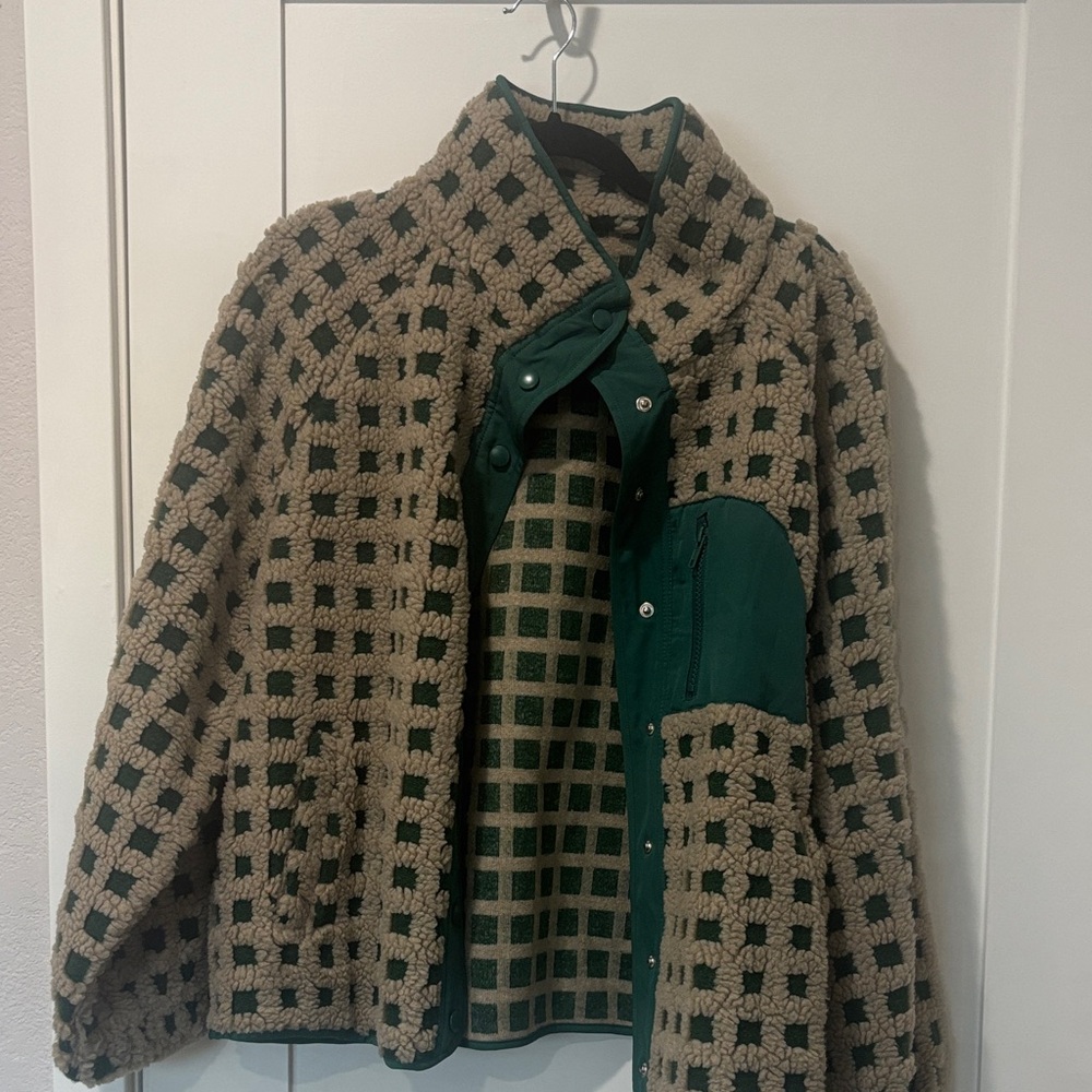 Cozy Checkered Teddy Jacket in Green and Tan